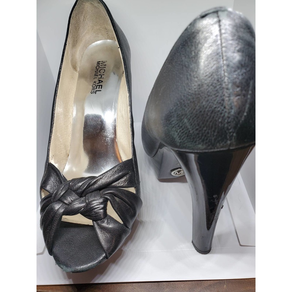 Michael Kors Peep Toe Pump
